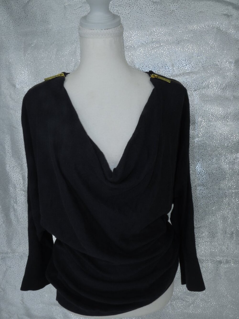 MICHAEL KORS Black Cowl Neck Sweater Top Womens Medium Gold Zipper Shoulder Knit